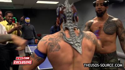 Kalisto___Lince_Dorado_celebrate_The_King_of_Flight_s_victory__WWE_205_Live_Exclusive2C_Feb__62C_2018_mp4208.jpg