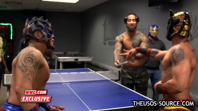 Kalisto___Lince_Dorado_celebrate_The_King_of_Flight_s_victory__WWE_205_Live_Exclusive2C_Feb__62C_2018_mp4276.jpg