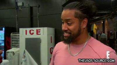 Naomi_shows_Jimmy_Uso_how_shes_going_to_give_the_SmackDown_Womens_Title_some_glow_Total_Divas_Preview_Clip_Nov_15_2017__WWE_mp4171.jpg