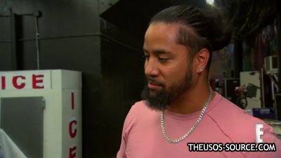 Naomi_shows_Jimmy_Uso_how_shes_going_to_give_the_SmackDown_Womens_Title_some_glow_Total_Divas_Preview_Clip_Nov_15_2017__WWE_mp4189.jpg