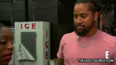 Naomi_shows_Jimmy_Uso_how_shes_going_to_give_the_SmackDown_Womens_Title_some_glow_Total_Divas_Preview_Clip_Nov_15_2017__WWE_mp4193.jpg