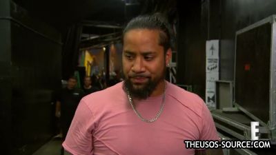 Naomi_shows_Jimmy_Uso_how_shes_going_to_give_the_SmackDown_Womens_Title_some_glow_Total_Divas_Preview_Clip_Nov_15_2017__WWE_mp4198.jpg