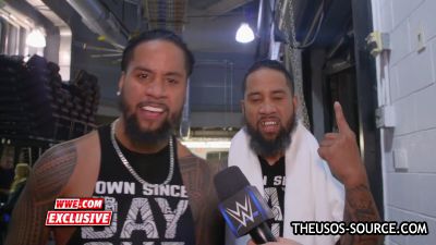 The_Usos_dedicate_their_win_to_Roman_Reigns__SmackDown_Exclusive2C_Oct__232C_2018_mp4045.jpg