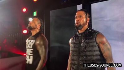 The_Usos_make_some_noise_in_Tokyo_mp4000.jpg