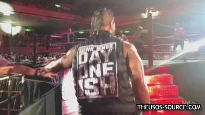 The_Usos_make_some_noise_in_Tokyo_mp4021.jpg