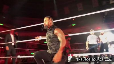 The_Usos_make_some_noise_in_Tokyo_mp4034.jpg