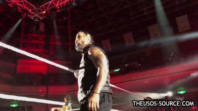 The_Usos_make_some_noise_in_Tokyo_mp4053.jpg