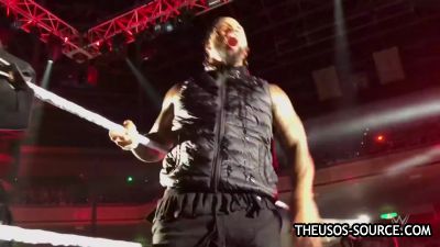 The_Usos_make_some_noise_in_Tokyo_mp4060.jpg