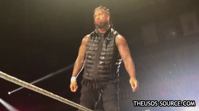 The_Usos_make_some_noise_in_Tokyo_mp4080.jpg
