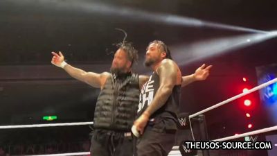 The_Usos_make_some_noise_in_Tokyo_mp4093.jpg