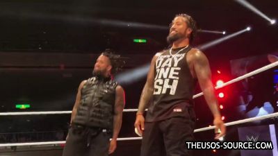 The_Usos_make_some_noise_in_Tokyo_mp4095.jpg