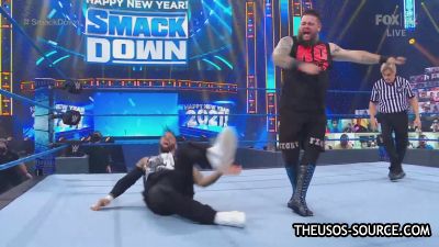 WWESmackDown20210101720pWEBh264-HEEL_mp40997.jpg