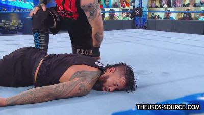 WWESmackDown20210101720pWEBh264-HEEL_mp41221.jpg