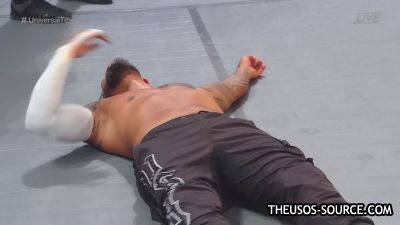 WWE_Clash_2020_mp40858.jpg