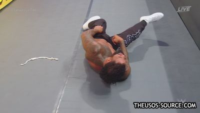 WWE_Clash_2020_mp40880.jpg