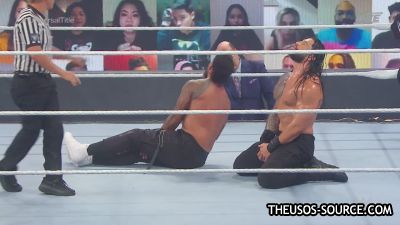 WWE_Clash_2020_mp41229.jpg