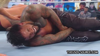WWE_Clash_2020_mp41791.jpg