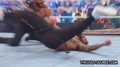 WWE_Clash_2020_mp41936.jpg