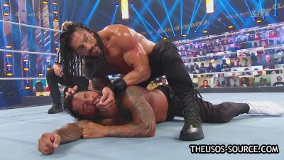 WWE_Clash_2020_mp42162.jpg