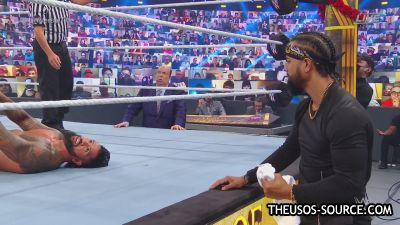 WWE_Clash_2020_mp42237.jpg