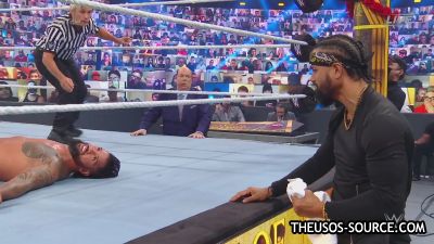 WWE_Clash_2020_mp42239.jpg