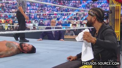 WWE_Clash_2020_mp42247.jpg
