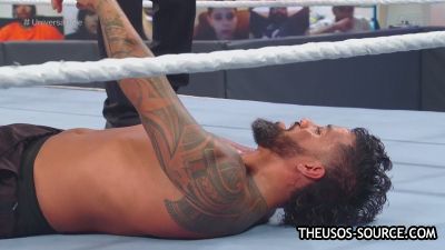WWE_Clash_2020_mp42264.jpg