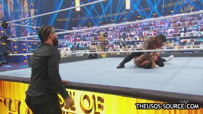 WWE_Clash_2020_mp42287.jpg