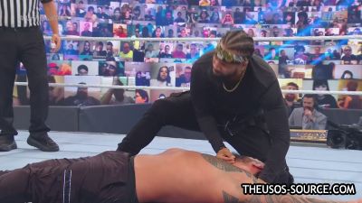 WWE_Clash_2020_mp42324.jpg
