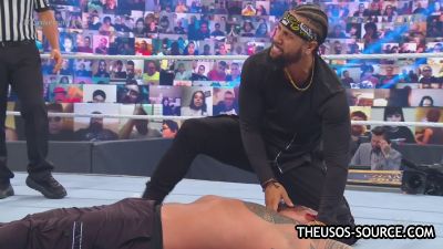 WWE_Clash_2020_mp42325.jpg