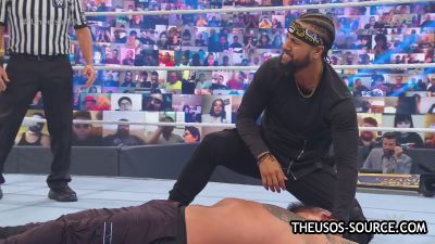 WWE_Clash_2020_mp42327.jpg