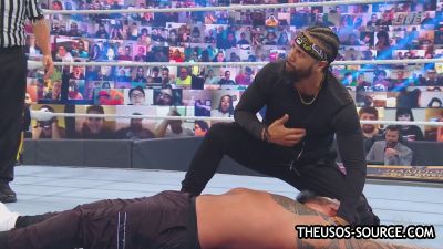 WWE_Clash_2020_mp42334.jpg