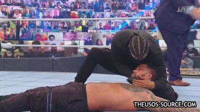 WWE_Clash_2020_mp42359.jpg