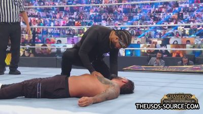 WWE_Clash_2020_mp42431.jpg