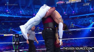 WWE_WrestleMania_34_PPV_720p_WEB_h264-HEEL_mp40590.jpg