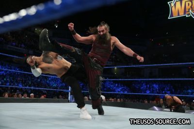 wwe-smackdown-the-bludgeon-brothers-vs-jimmy-uso-e-big-e-maxw-1280.jpg