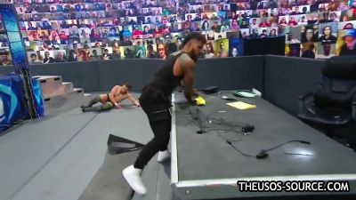 WWE_Friday_Night_SmackDown_2020_11_20_720p_HDTV_x264-NWCHD_mp42819.jpg