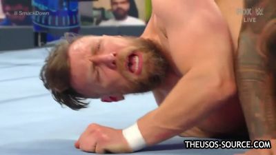 WWE_Friday_Night_SmackDown_2020_11_20_720p_HDTV_x264-NWCHD_mp43175.jpg