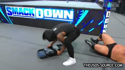 WWE_Friday_Night_SmackDown_2020_11_27_720p_HDTV_x264-NWCHD_mp44129.jpg