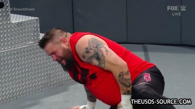WWE_Friday_Night_SmackDown_2020_11_27_720p_HDTV_x264-NWCHD_mp44471.jpg