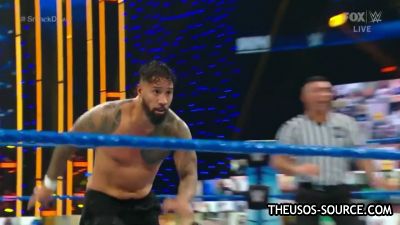 WWE_Friday_Night_SmackDown_2020_11_27_720p_HDTV_x264-NWCHD_mp44575.jpg