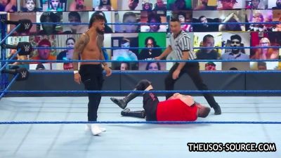 WWE_Friday_Night_SmackDown_2020_11_27_720p_HDTV_x264-NWCHD_mp44697.jpg