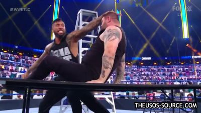 WWE_Friday_Night_SmackDown_2020_12_11_720p_HDTV_x264-NWCHD_mp40477.jpg