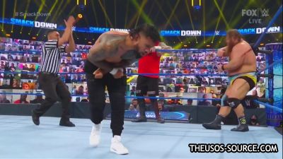 WWE_Friday_Night_Smackdown_2020-12-04_720p_AVCHD-SC-SDH_mp40986.jpg