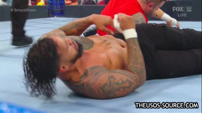 WWE_Friday_Night_Smackdown_2020-12-04_720p_AVCHD-SC-SDH_mp41059.jpg