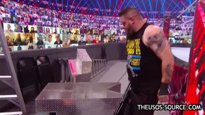 WWE_TLC_2020_PPV_720p_WEB_h264-HEEL_mp41518.jpg