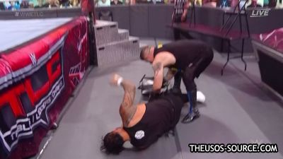 WWE_TLC_2020_PPV_720p_WEB_h264-HEEL_mp41540.jpg