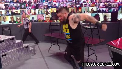 WWE_TLC_2020_PPV_720p_WEB_h264-HEEL_mp41543.jpg