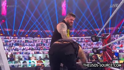 WWE_TLC_2020_PPV_720p_WEB_h264-HEEL_mp41964.jpg