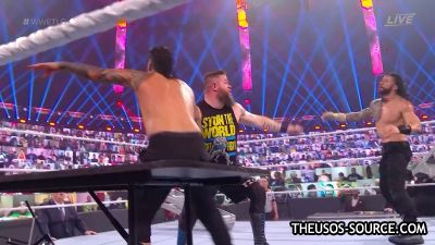 WWE_TLC_2020_PPV_720p_WEB_h264-HEEL_mp42101.jpg